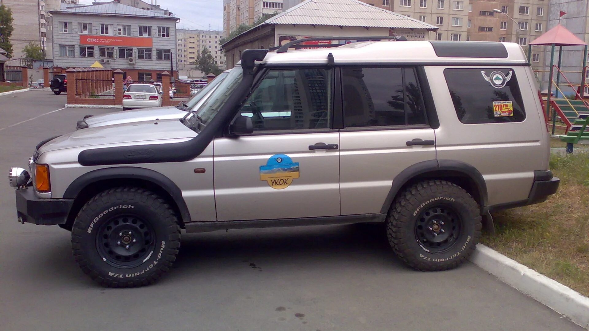 Land rover discovery 2 2004. Land rover discovery 2000. Land rover discovery 2 1999. Лифт подвески дискавери 2. Ленд ровер дискавери 2.