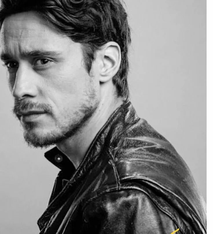 Peter Gadiot. Питер Гадиот британский актёр. Питер Гадиот Шанкс.