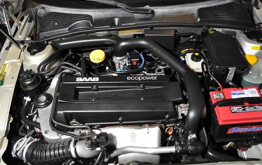 1.3 литра двигатель. Двигатель Saab 9-5 2.3 Turbo. Мотор Сааб 9-5. Saab 9-5 двигатель 2/3. Saab 9-3 двигатель.