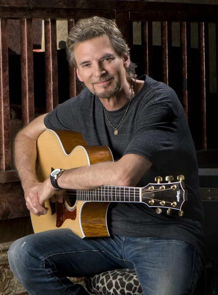 Кенни логгинс. Логгинс. кенни логгинс певец. kenny loggins 2025. kenny loggins в молодости.