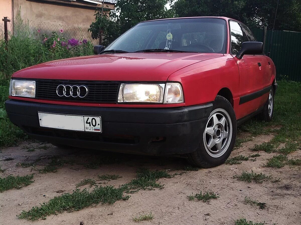 Купить ауди 80 80 года. Audi 80 b3 1989. Audi 80 IV (b3) красный. Audi 80 IV (b3). Ауди 80 1989 года.