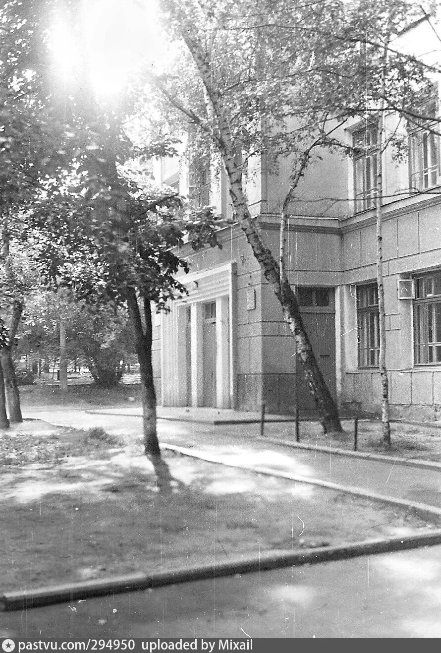 Ломоносовская школа на стромынке. Лицей 378. Школа 1530 школа ломоносова стромынка. Стромынка 17 москва. Школа 378.