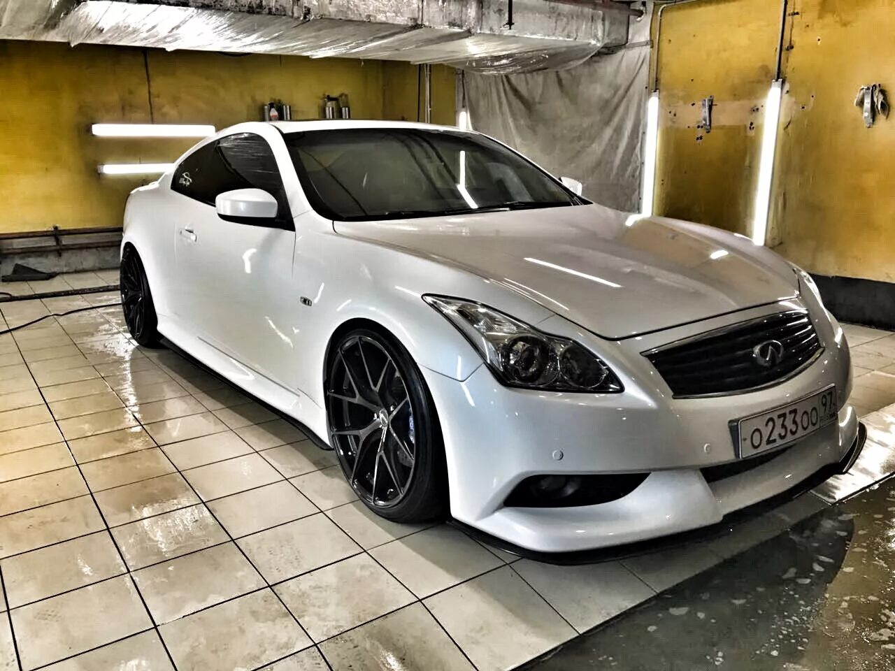 R 37 0 r. Infiniti g37 r20. Infiniti g25 r20. Infiniti g25 купе. Диски на Инфинити g37 Coupe.