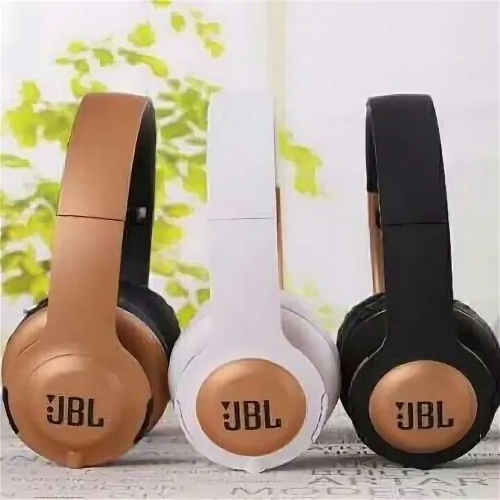 Почему один наушник jbl не. JBL s300 наушники. Беспроводные наушники JBL 300. Беспроводные наушники JBL большие v300bt. Беспроводные наушники JBL Everest s300.