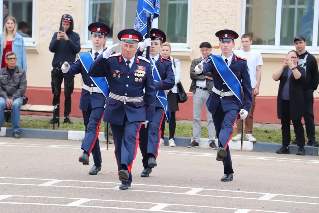 Ейский казачий кадетский корпус официальный сайт. Кши 9 московский пансион государственных воспитанниц. Казачья кадетская тематика. Государственный казачий кадетский корпус. Кадеты казаки.