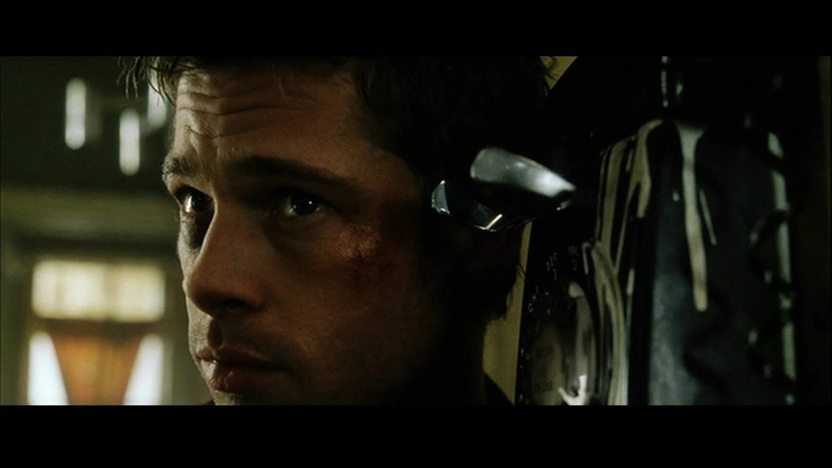 тайлер дерден и эдвард нортон. Edward norton fight club кадры. роберт полсон бойцовский. вард нортон бойцовский. брэд питт эдвард нортон хелена бонем картер.