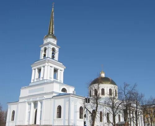 Благовещенский собор Воткинск. Благовещенский собор в Шуе. Воткинск осень Благовещенский собор. Благовещенский собор Воткинск зимой.