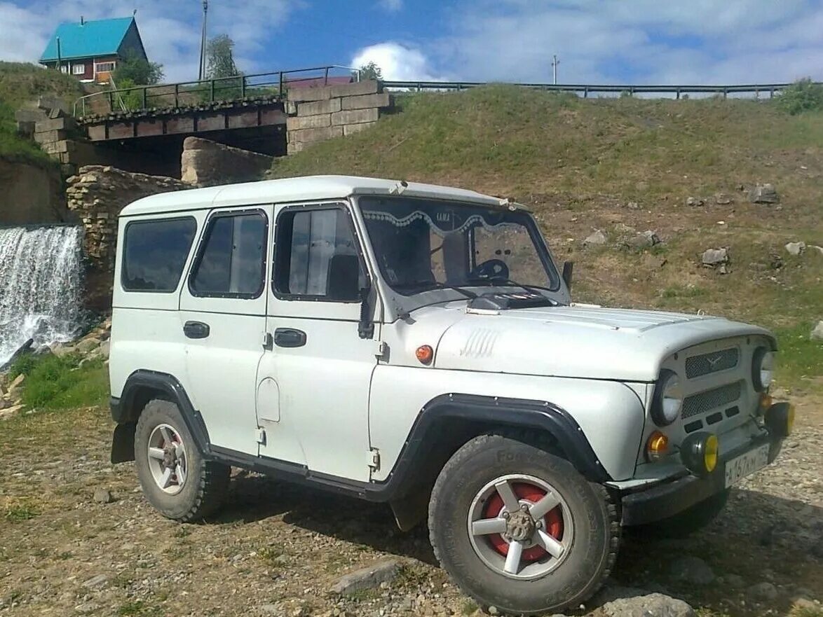 Авито пермский машины. УАЗ 3151 белый. УАЗ 3151 1985-2013. УАЗ 3151 1992 года выпуска. УАЗИК внедорожник 1992.