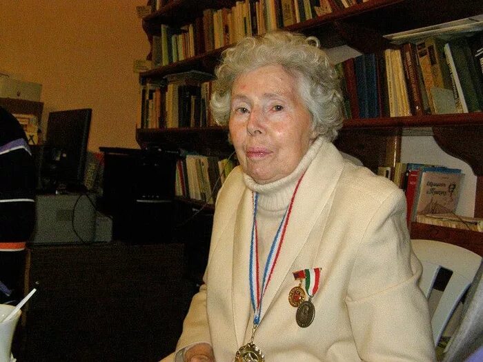 Ханило. Ханило а. Ханило. "чехов в ялте". В.