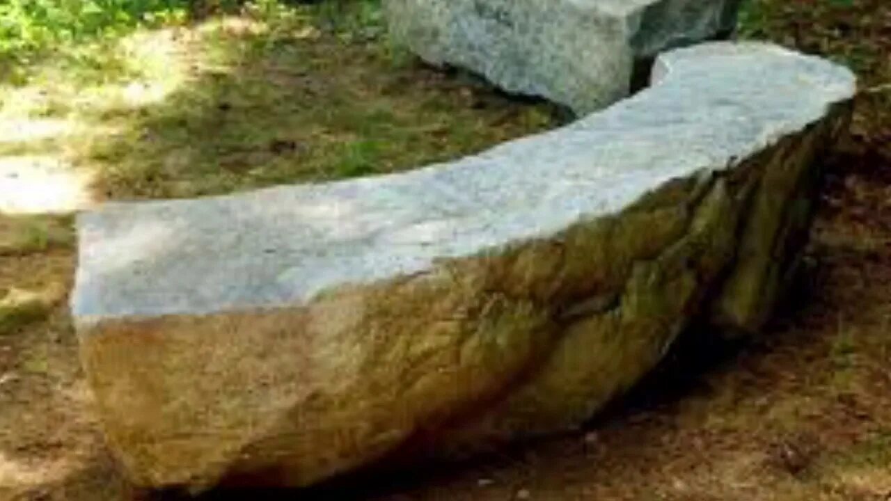Скамейка из камня. Лавка из камня. Скамья из натурального камня. Каменные скамейки в саду. Stone placing
