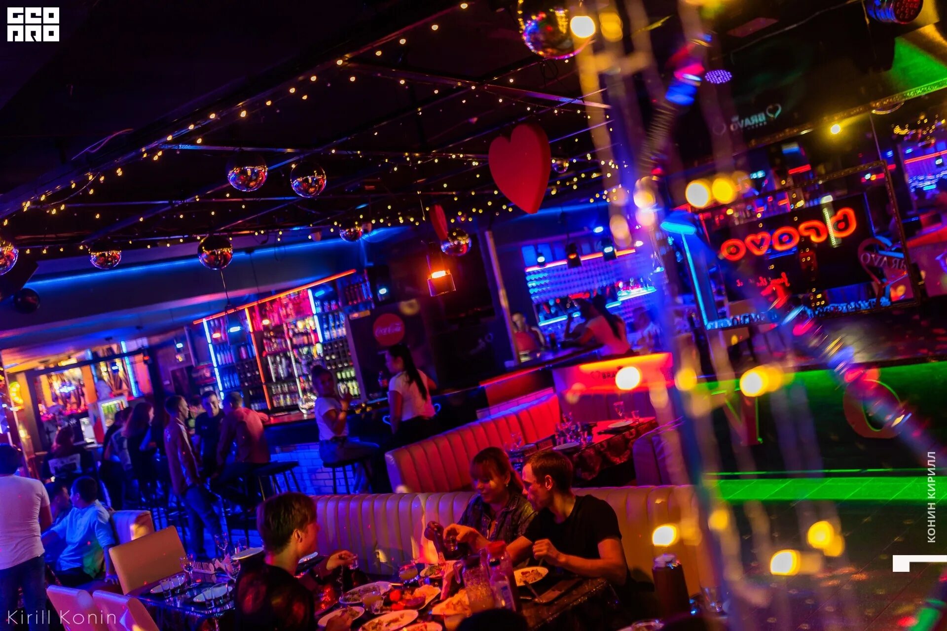 Диско бар браво иркутск. Хостел браво иркутск телефон. Клуб браво иркутск стриптиз. Bravo иркутск. Клуб браво иркутск.
