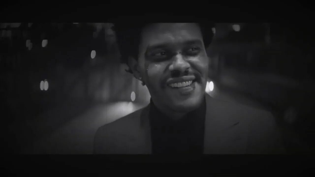 Your tears the weeknd. Викенд сейвер Тирс. Сейв йор Тирс. The Weeknd save your tears. Save your tears клип.