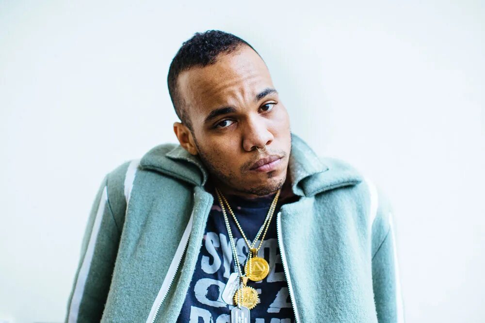 Каким андерсон. Сказки ханса кристиана андерсена. Уэс андерсон стиль. Уэс андерсон стиль. Уэс андерсон 2018.