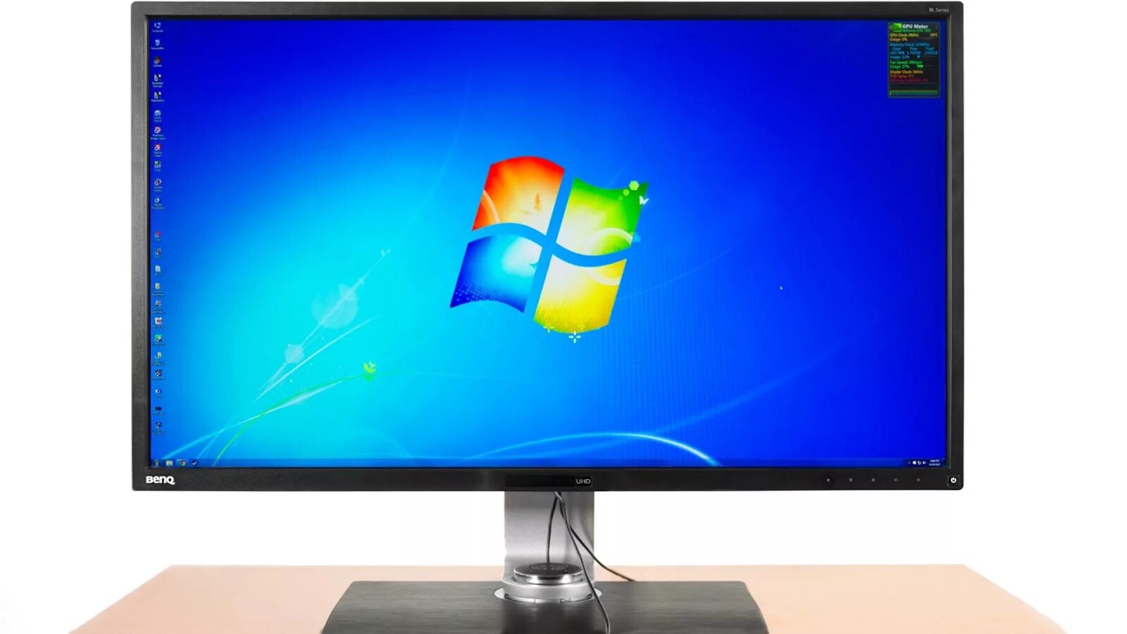 Б целый экран. Монитор BENQ Windows 7. Компьютер виндовс 10 монитор. Монитор АОС Windows 7. Монитор компьютер виндовс 11.