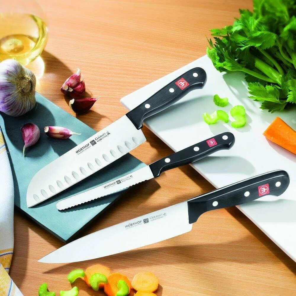 Какие ножи самые лучшие для кухни. Wusthof ножи gourmet. berghoff нож сантоку gourmet 18 см. нож сантоку золинген. нож германия кухонный wuesthof шеф ножи.