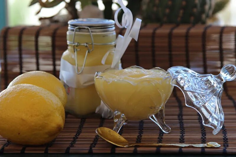Крем лимонный курд. Лимонный курд. Латте лимонный курд. Десерт с лимонным курдом. Лимонный крем.