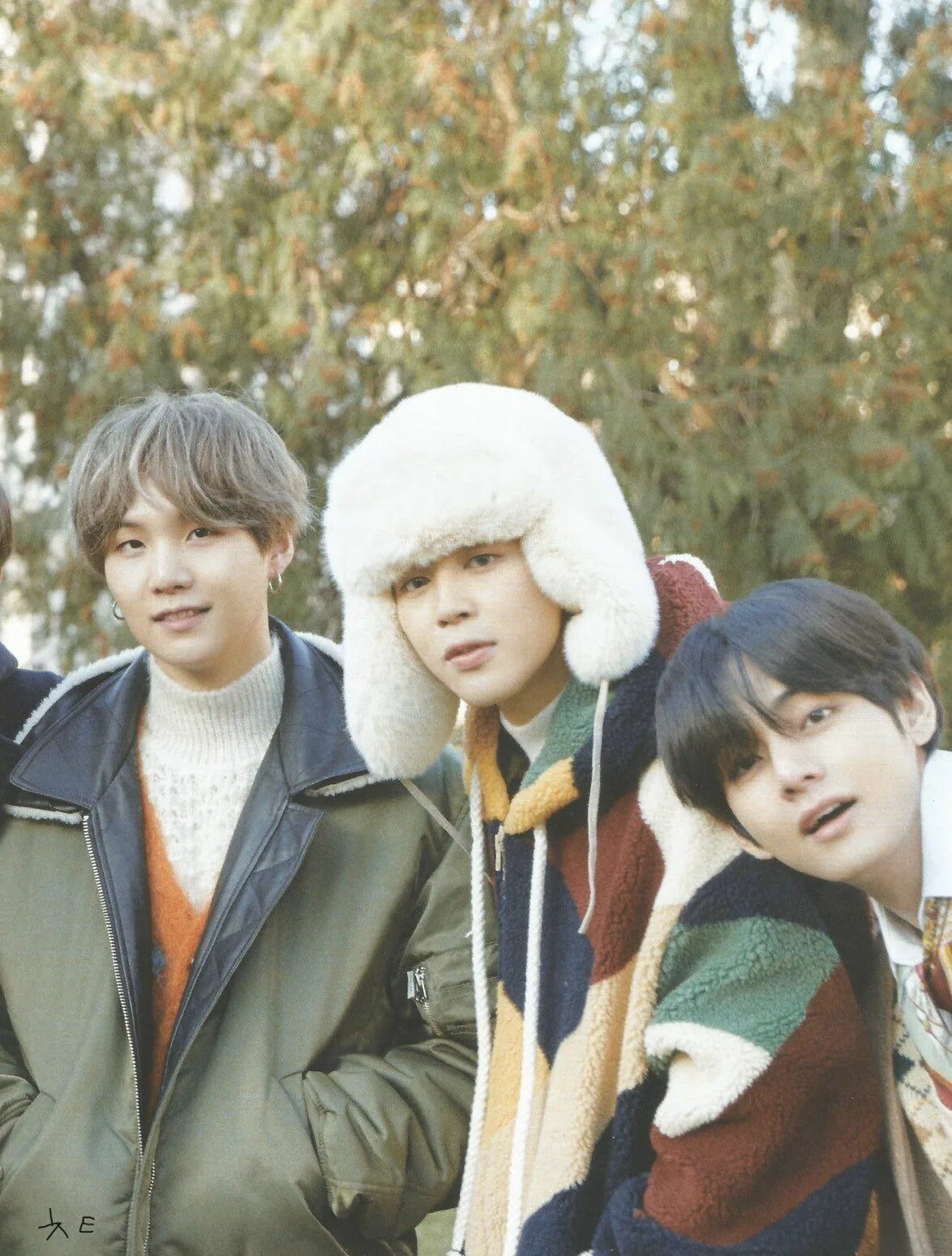 Winter package. Bts winter package 2025 чимин. винтер 2025 бтс. bts winter package 2025 тэхен. чонгук и тэхен winter package 2025.