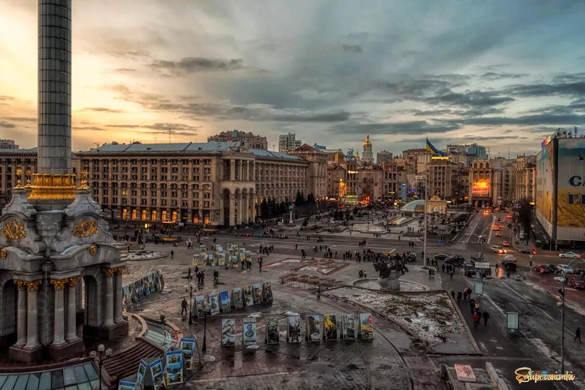 Киев Майдан. Площадь Майдана в Киеве. Майдан независимости Киев. Киев площадь независимости сейчас. Киев площадь города