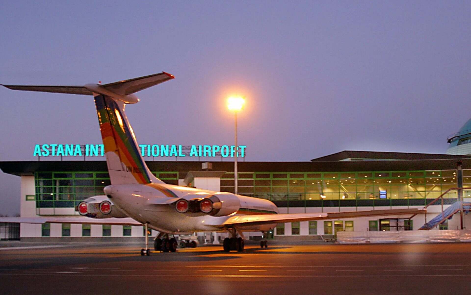 Сколько аэропортов в астане. Аэропорт Назарбаев. Международный аэропорт Астаны. Аэропорты Казахстана международные. Астана аэропорт терминал 1.