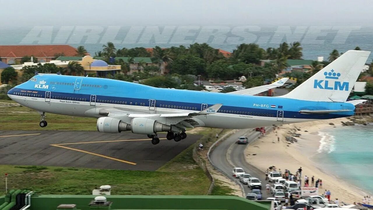 Сен-Мартен аэропорт принцесса Джулиана. Боинг 747 KLM. Аэропорт принцессы Юлианы ICAO. Можно самолеты видео