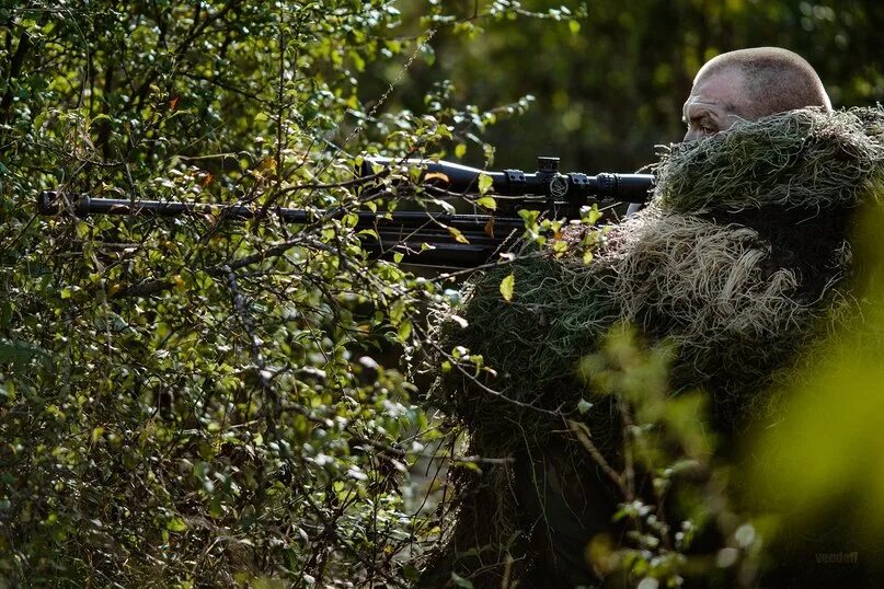 русские снайпера в костюме лешего. вячеслав корнеев леший. ава снайпер камуфляж гилли. леший боец. сержант леший русский человек.