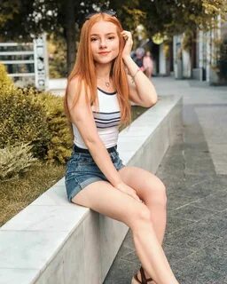 Julia Adamenko Kestane Saçlar, Güzel Kızlar, Güzel Kadınlar, Sarışın Güzell...