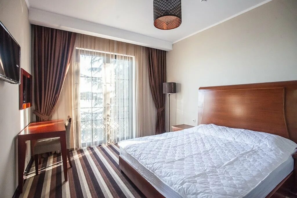 Новый афон resort. Афон Резорт отель. Афон Резорт Блэк си отель Абхазия. Новый Афон отель Блэк си. Afon Resort Black Sea Hotel 3*.