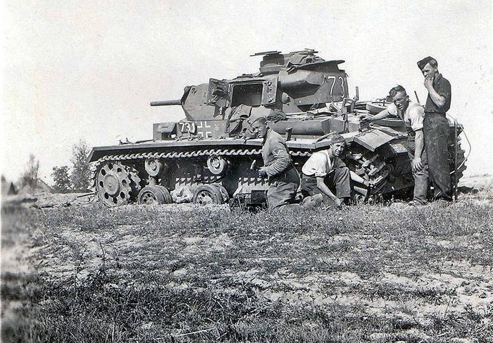 Немецкие танки 1941. 15 Танковая дивизия вермахта PZ III. Танки вермахта 1941-1945. 15 Танковая дивизия вермахта PZ II. PZ III Ausf. N 2-Я танковая дивизия Курская дуга.