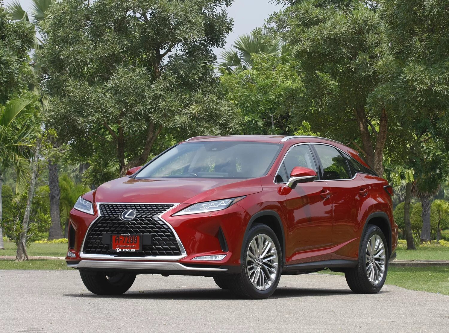 Лексус РХ 300 2019. Lexus rx300. Lexus РХ 300. Lexus rx300 2019. Купить лексус 300 россии