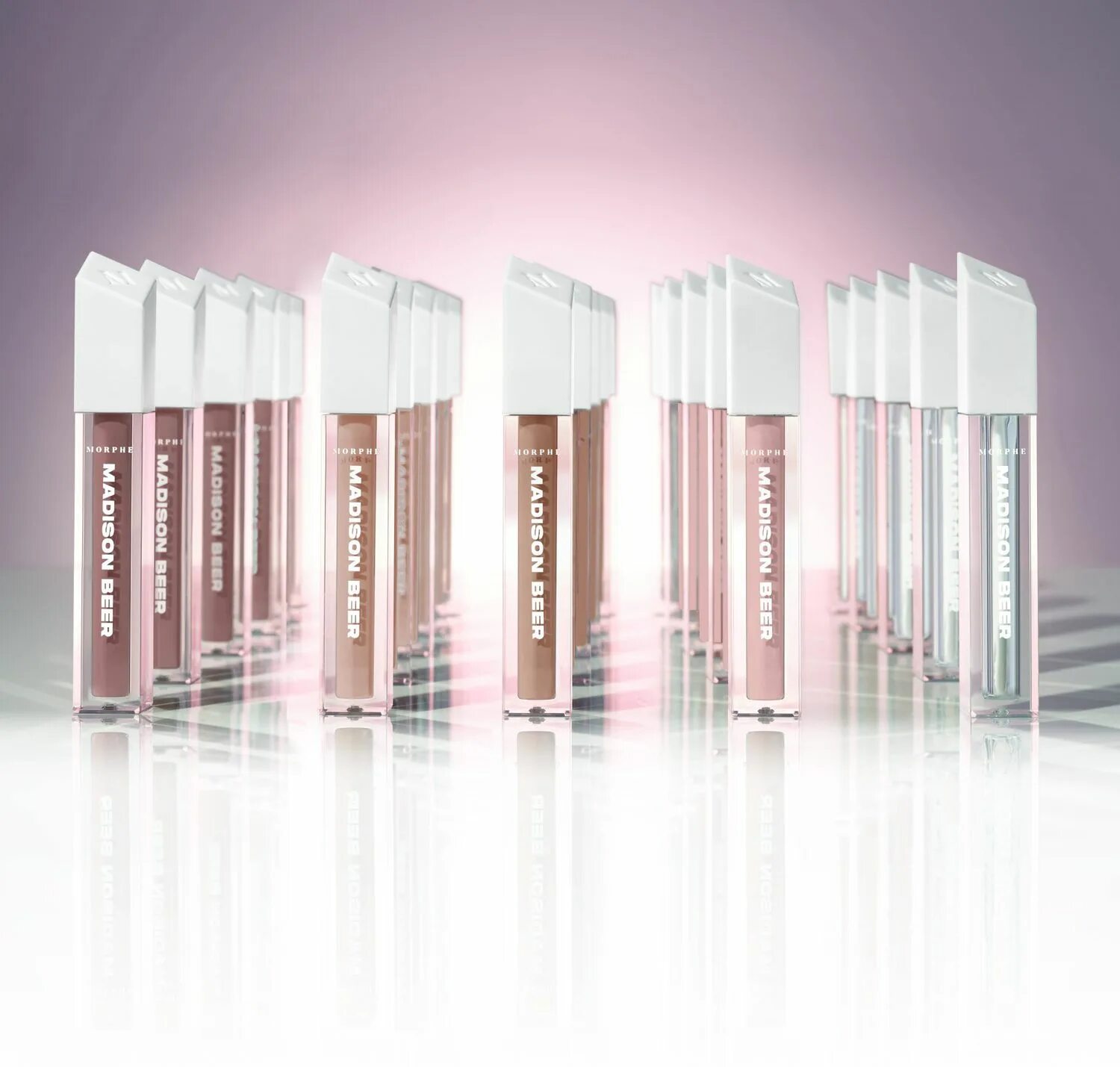 Morphe Madison Beer Lip Gloss. Morphe блеск для губ. Morphe Lip Gloss блеск для губ. Morphe Madison Beer Lip Gloss Mars. Legrand блеск для губ