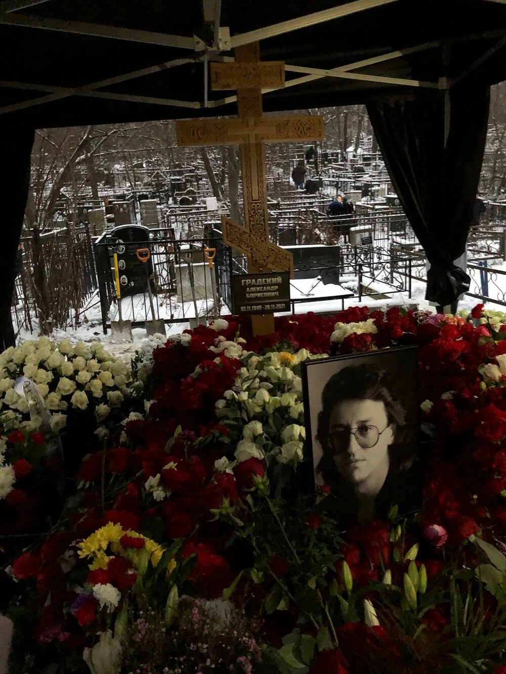 Томичи простились с журналистом Александром Сакаловым - Томский Обзор - новости 