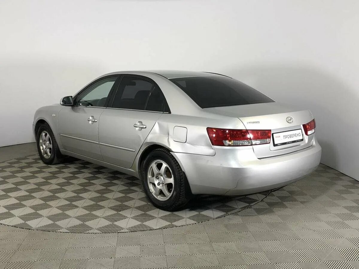 Кристалл автомобили с пробегом. Hyundai Sonata NF 2005. Hyundai NF 2005. Хендай НФ 2005 года. Honda Sonata NF 2005.