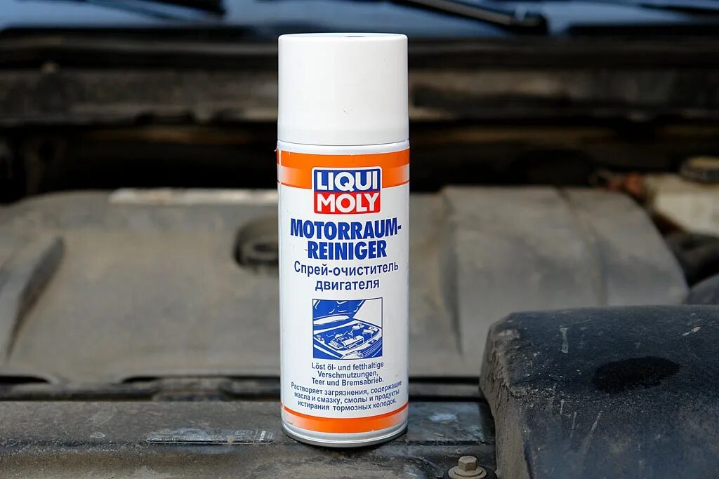 Очиститель двигателя Liqui Moly Motorraum-Reiniger. Очиститель двигателя наружный Ликви моли. 3000 Очиститель агрегатов спрей. Средство для очистки мазута с двигателя. Очистка от масла и грязи