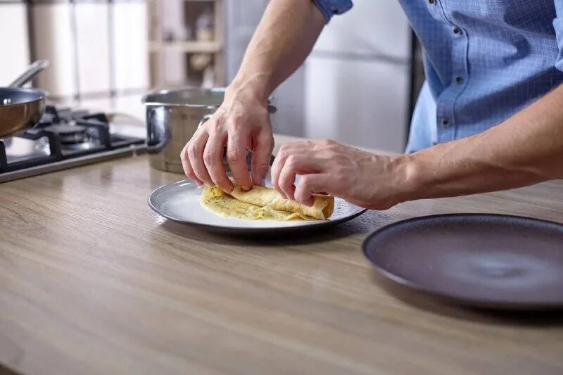 блины от бельковича рецепт. блинчики на молоке. блины на молоке. блины александр белькович рецепт. тонкие блинчики.