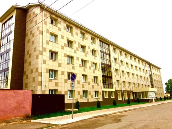 Елабуга политех общежитие. Елабужский кфу общежитие. Алабуга политех хостел. Общежитие 1 кфу. Строителей, д.