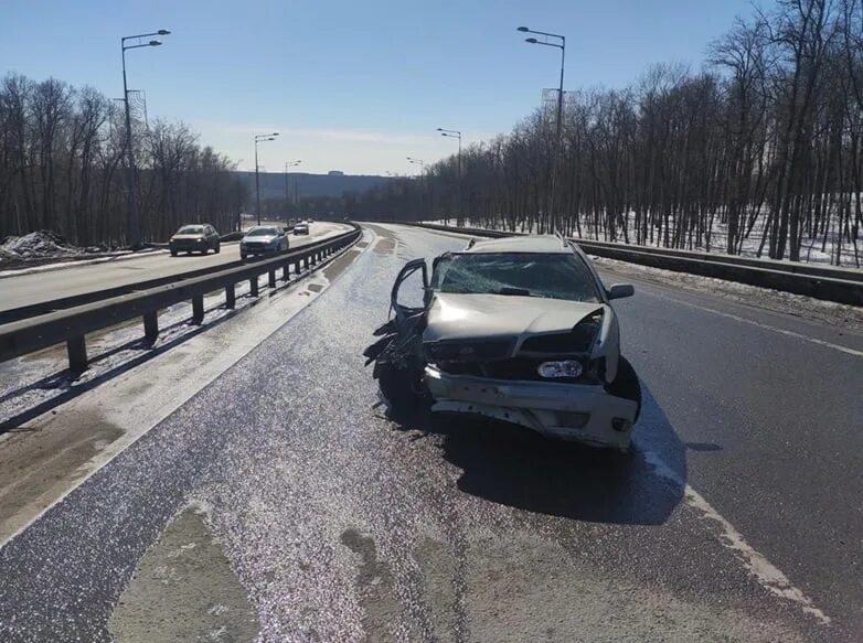 Дтп самара волжский. Дтп самара волжский. 22. Авария на волжском шоссе в самаре сегодня. Авария на красноглинском шоссе самара 19.