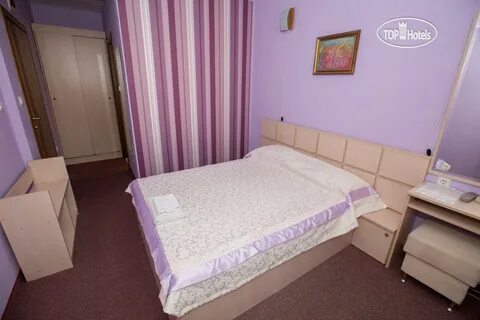 Семеен хотел