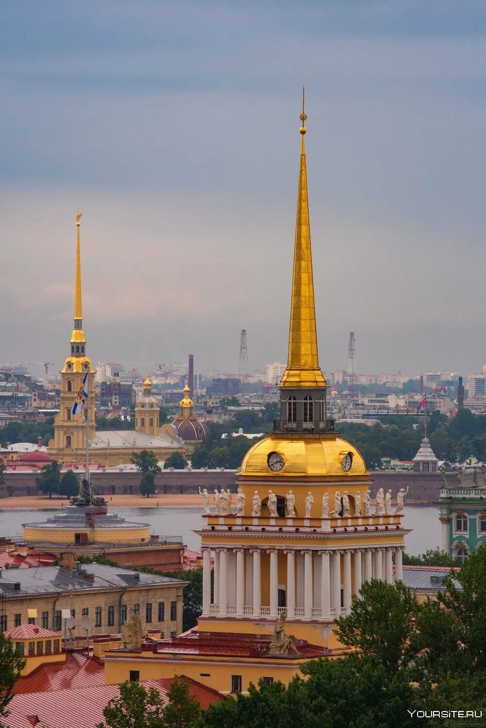 Евразия на адмиралтейской спб. Адмиралтейская игла в Санкт-Петербурге. Адмиралтейство и Петропавловская крепость. Шриль Адмиралтейство в Санкт-Петербурге. Питер шпиль Адмиралтейства.