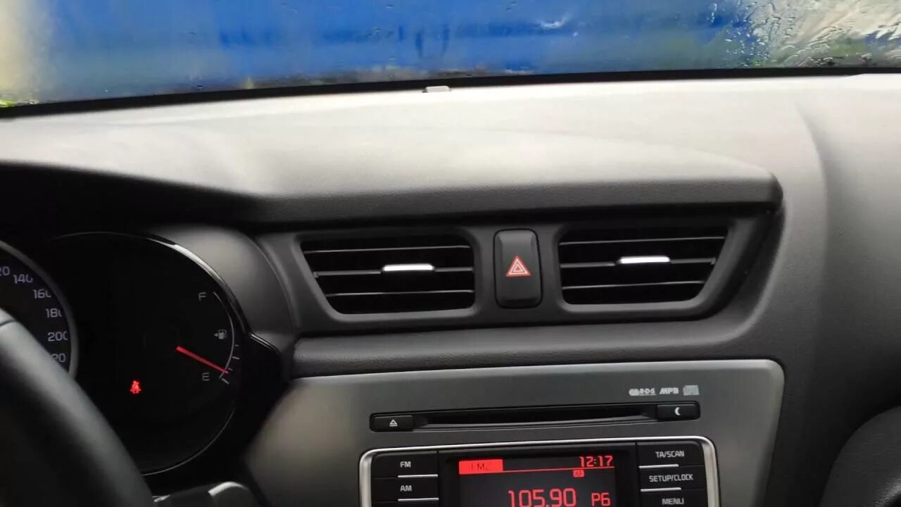 Как снять панель на рио Снятие щитка приборов Kia Cerato 2012 DRIVE2