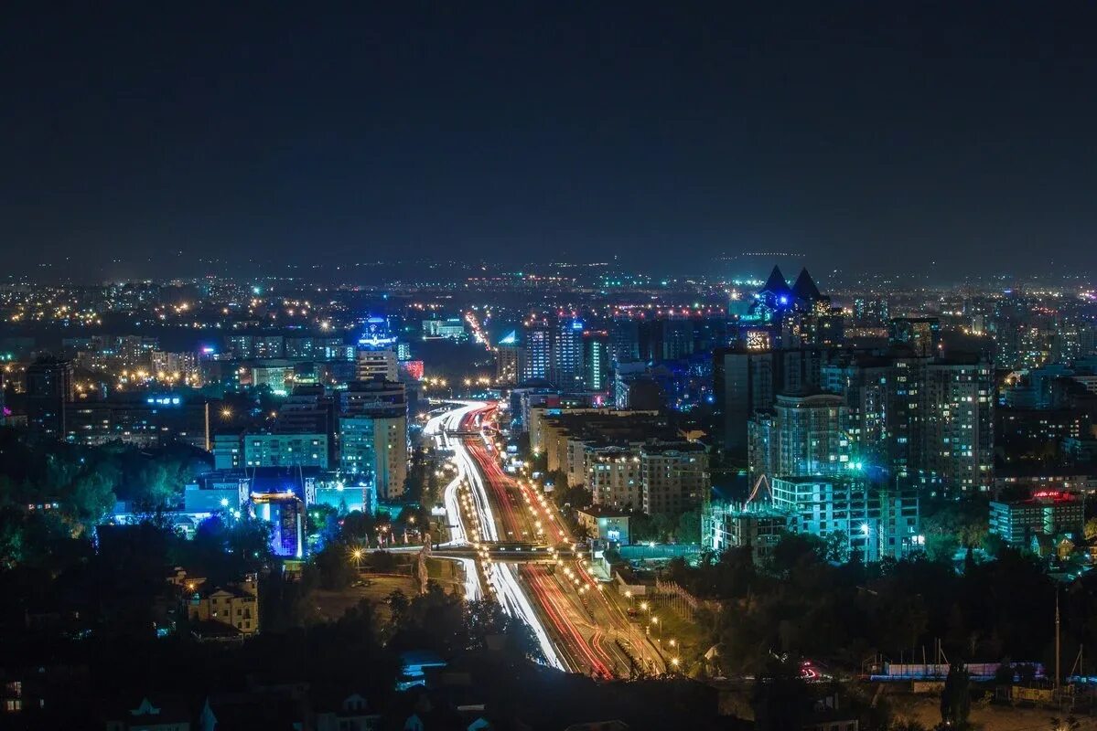 Almaty city. Алма-Ата Казахстан. Алма-Ата столица Казахстана. Ночная Алма Ата. Алма Ата 2021 ночная.