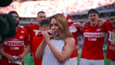 Болельщики поют знаешь ли