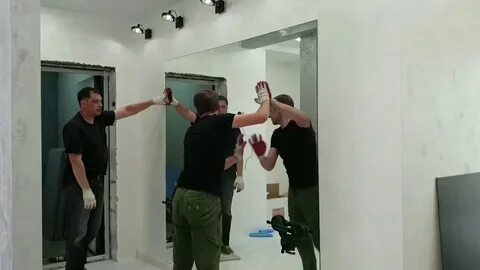 Как на зеркале установить часы