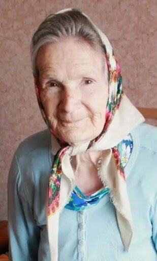 Деревенская женщина 50 лет. Женщина 68 лет. Женщина за 70. Американские бабушки. Бабушки 65 лет.