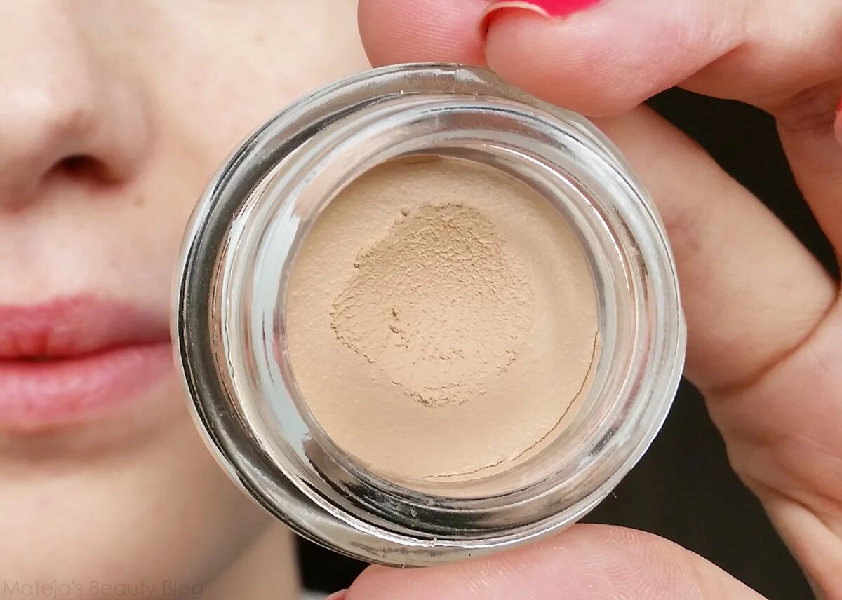 Soft essence. Golden rose mousse тональный мусс. тональный крем мусс мейбелин. тональный крем ессенсе мусс. essence консилер мусс.