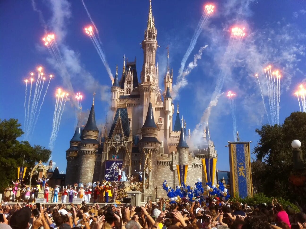 Первый диснейленд. Уолт Дисней парк развлечений в США. Walt Disney World. Флорида (США).