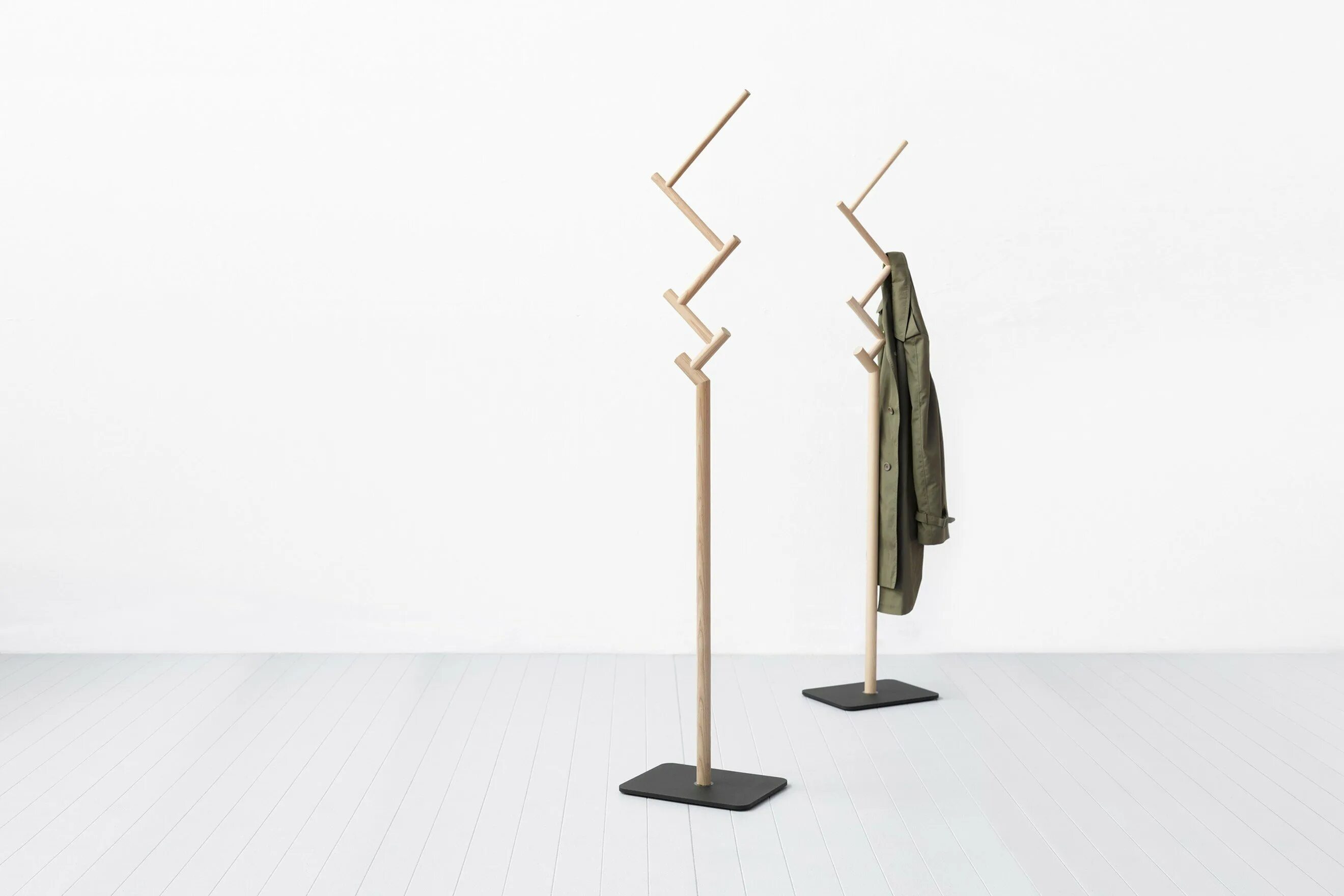 Абсолют фото. Дьюти фри куала лумпур аэропорт. Как выглядит велосипед butler. Дни в бирме на английском. Peerless стойка мобильная.