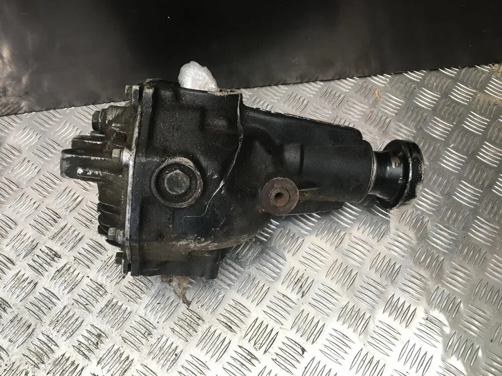 Соренто 2014 редуктор. 5 дизель. Редуктор киа соренто. Редуктор переднего моста киа соренто 2. Передний редуктор соренто 2005 год.