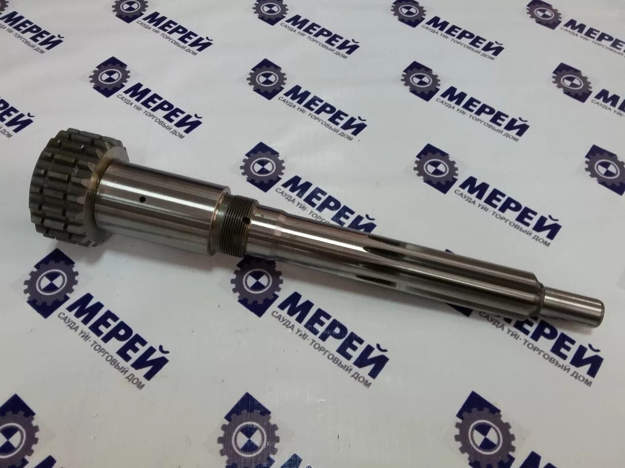 15. Вал делителя камаз. Первичный вал делителя камаз 152 кпп. Вал первичный делителя камаз 15-1770044. Вал первичный делителя камаз 154.