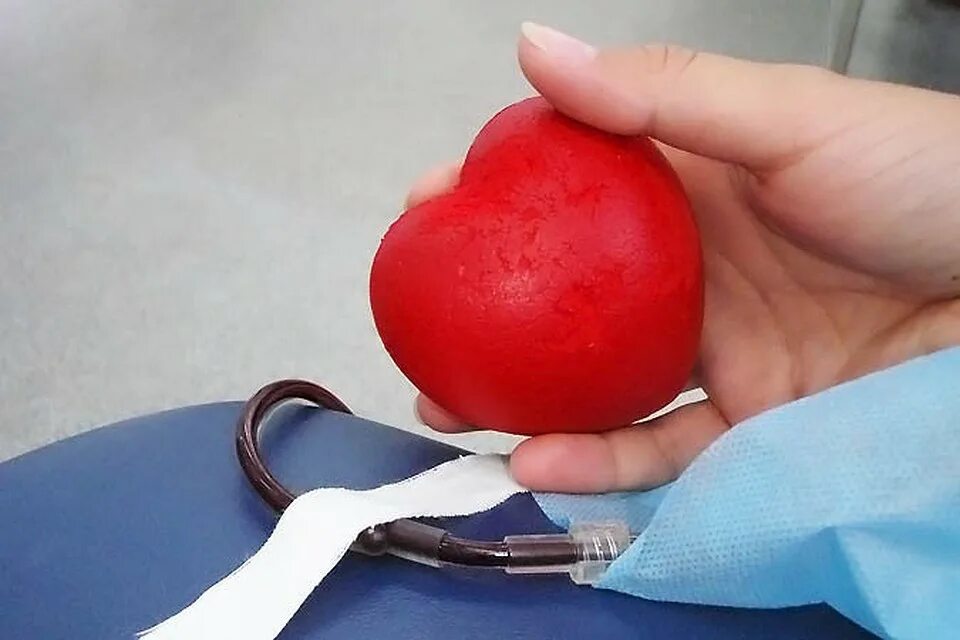 Донорство сердца. Донор крови. Сувениры донорам.