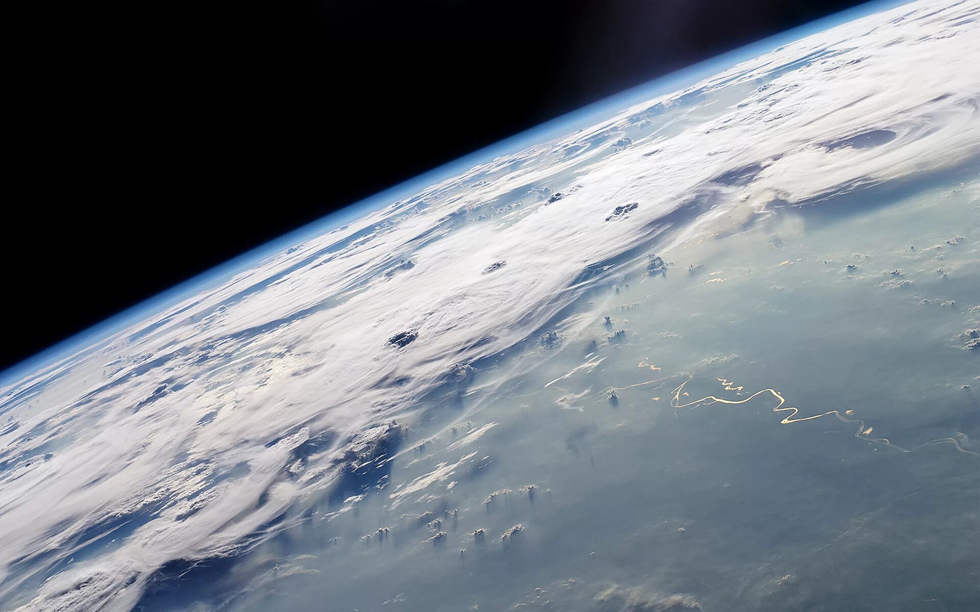 Снимки из космоса. Снимки земли. Земля из космоса. О земле и космосе.